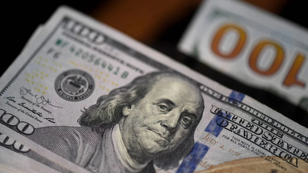 Dolar Küresel Belirsizlikten Destek Buldu